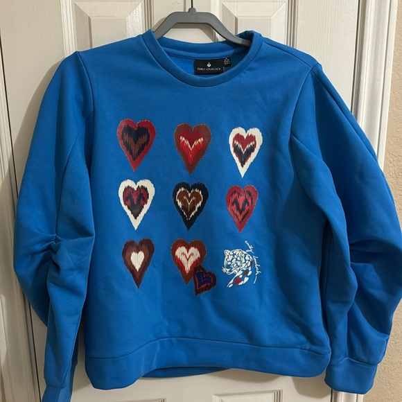 NWT Emily LoveLock Crewneck - Picture 1 of 6